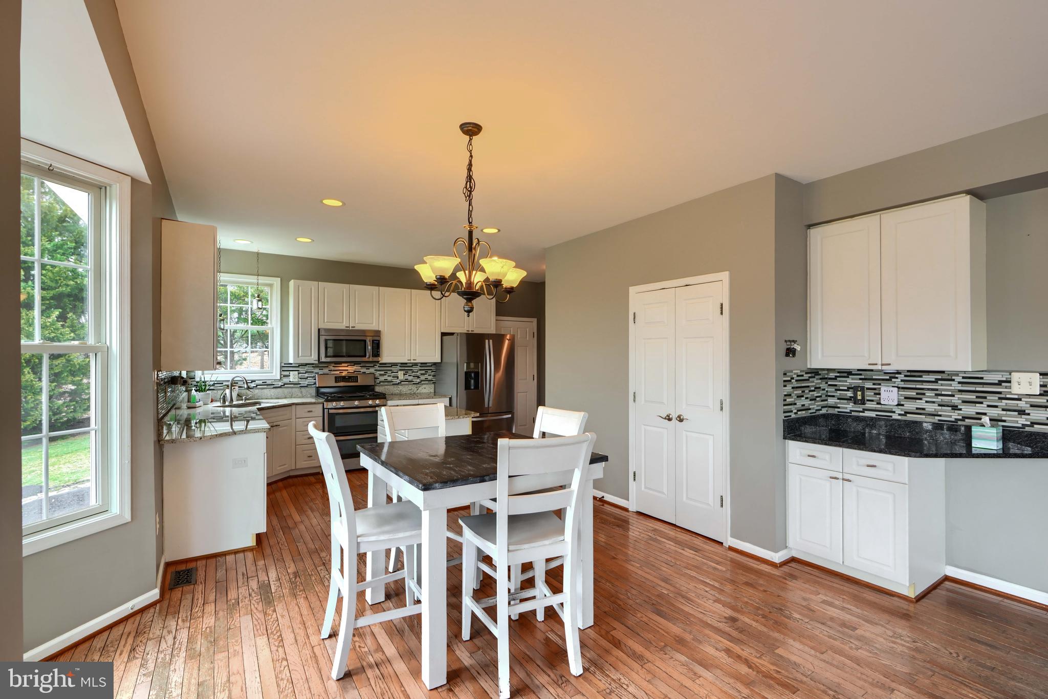 2634 Old Washington Road Westminster, MD 21157 - Photo 29 of 96 Eat in kitchen