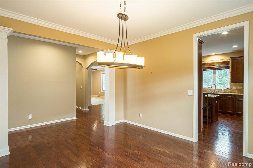 3607 Hogan Circle Rochester, MI 48307 - Photo 8 of 37