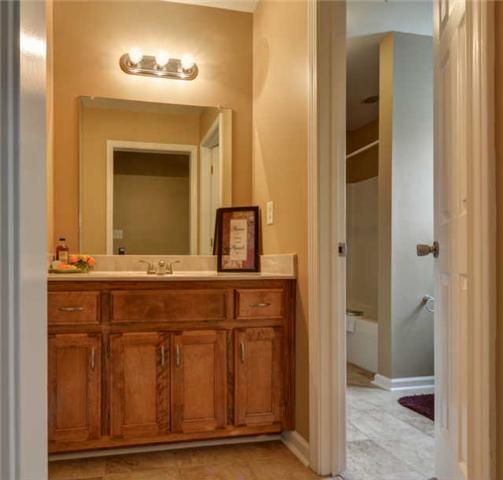 1251 Old Mack Road Clarksville, TN 37040 - Photo 9 of 20 Jack-N-Jill Bathroom