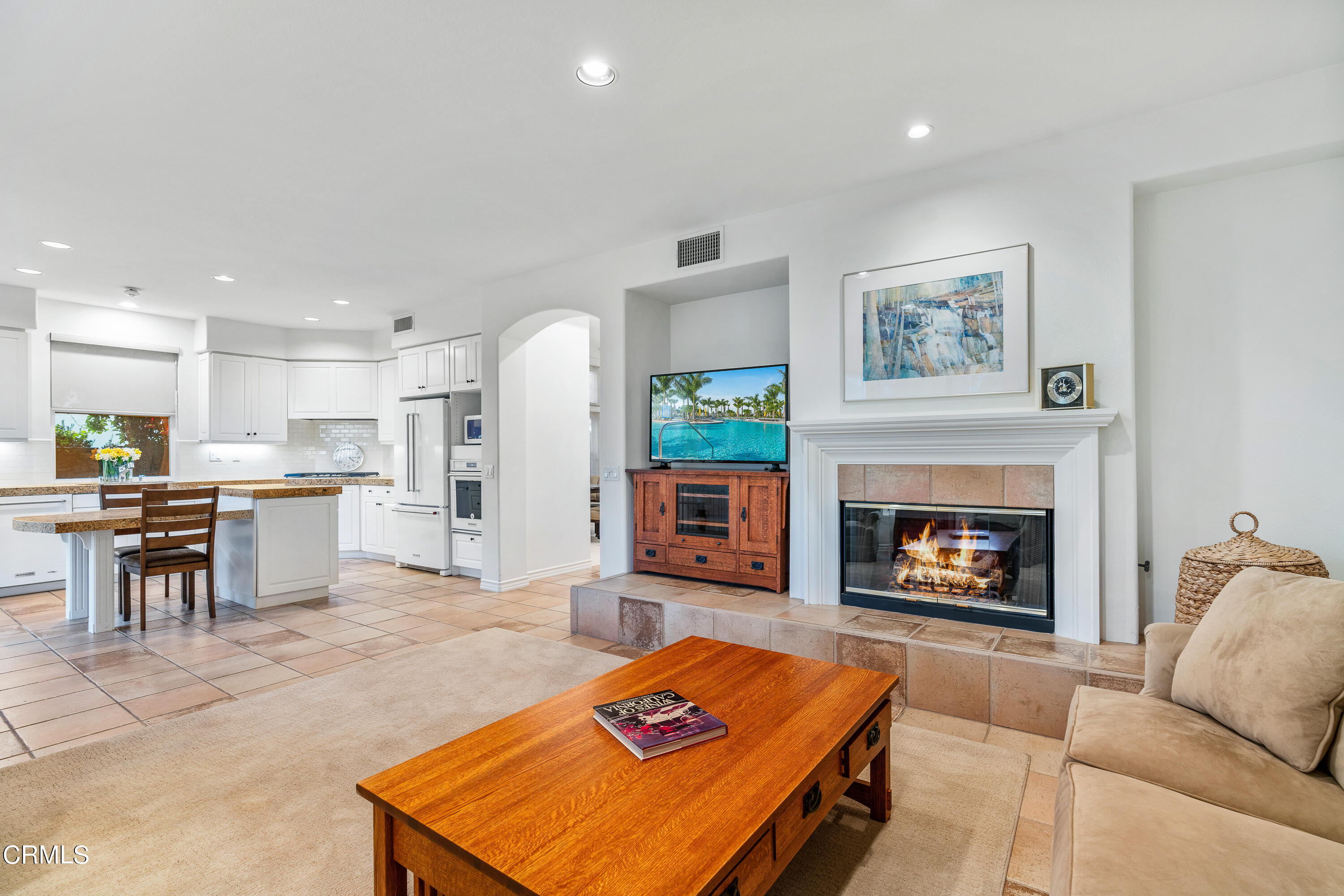 3676 Giddings Ranch Road Altadena, CA 91001 - Photo 14 of 47 Family room