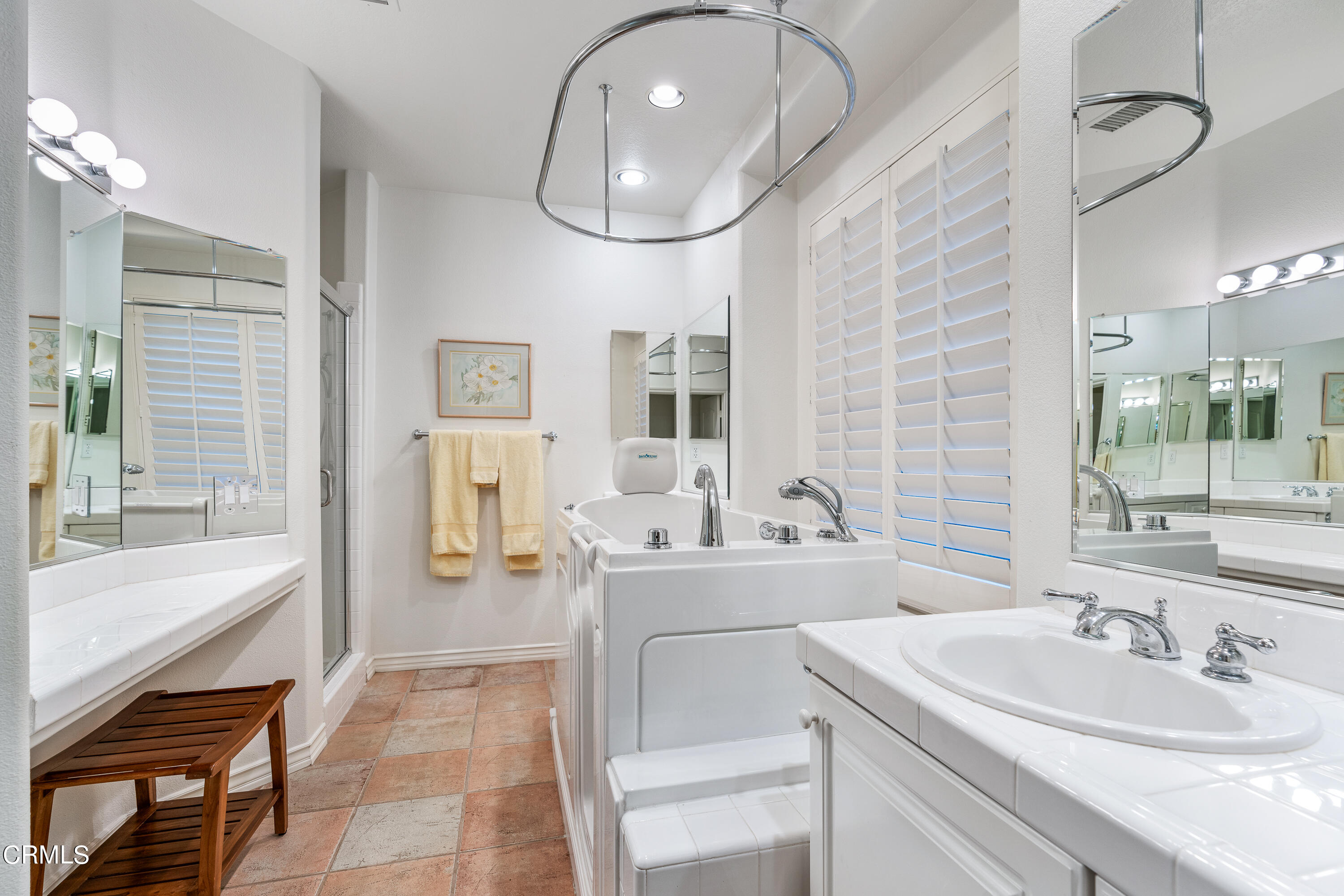 3676 Giddings Ranch Road Altadena, CA 91001 - Photo 22 of 47 a spacious bathroom with a sink double vanity and a mirror