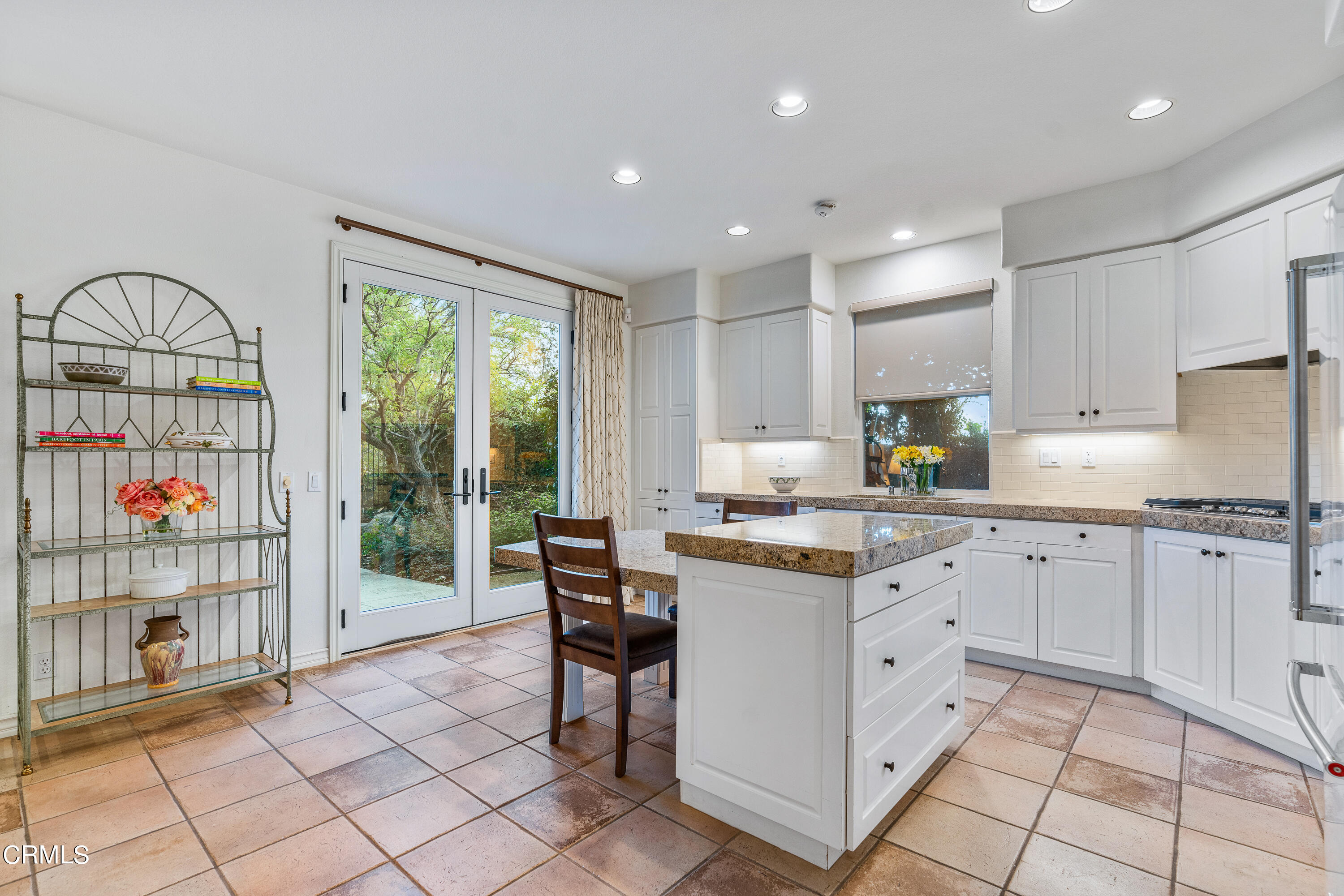 3676 Giddings Ranch Road Altadena, CA 91001 - Photo 9 of 47 Kitchen