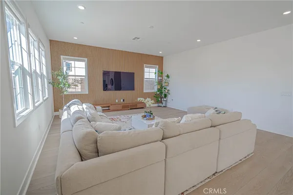 $1,299,999 | 24372 Calle La Roca, Valencia, CA 91354