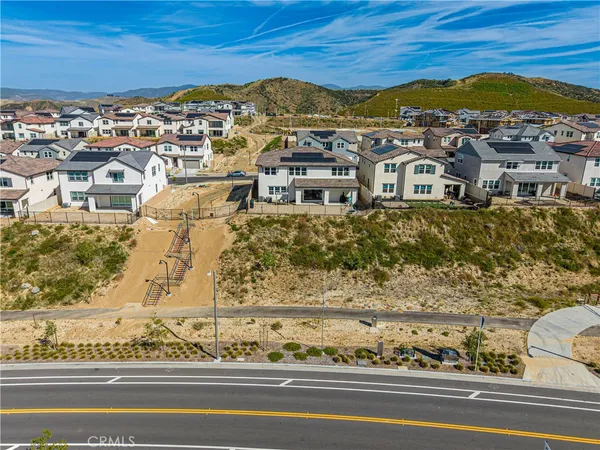 $1,299,999 | 24372 Calle La Roca, Valencia, CA 91354