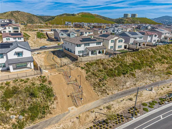 $1,299,999 | 24372 Calle La Roca, Valencia, CA 91354