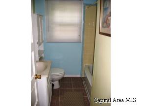 2006 Lee Street Springfield, IL 62703 - Photo 5 of 9
