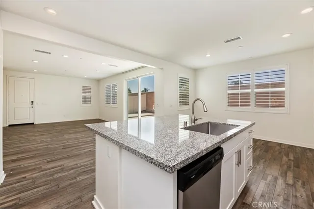 $848,000 | 13893 La Pradera Way, Eastvale, CA 92880