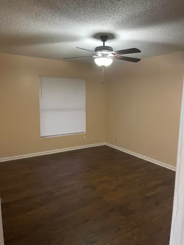 $2,200 | Undisclosed Address, Lake Worth, FL 33463