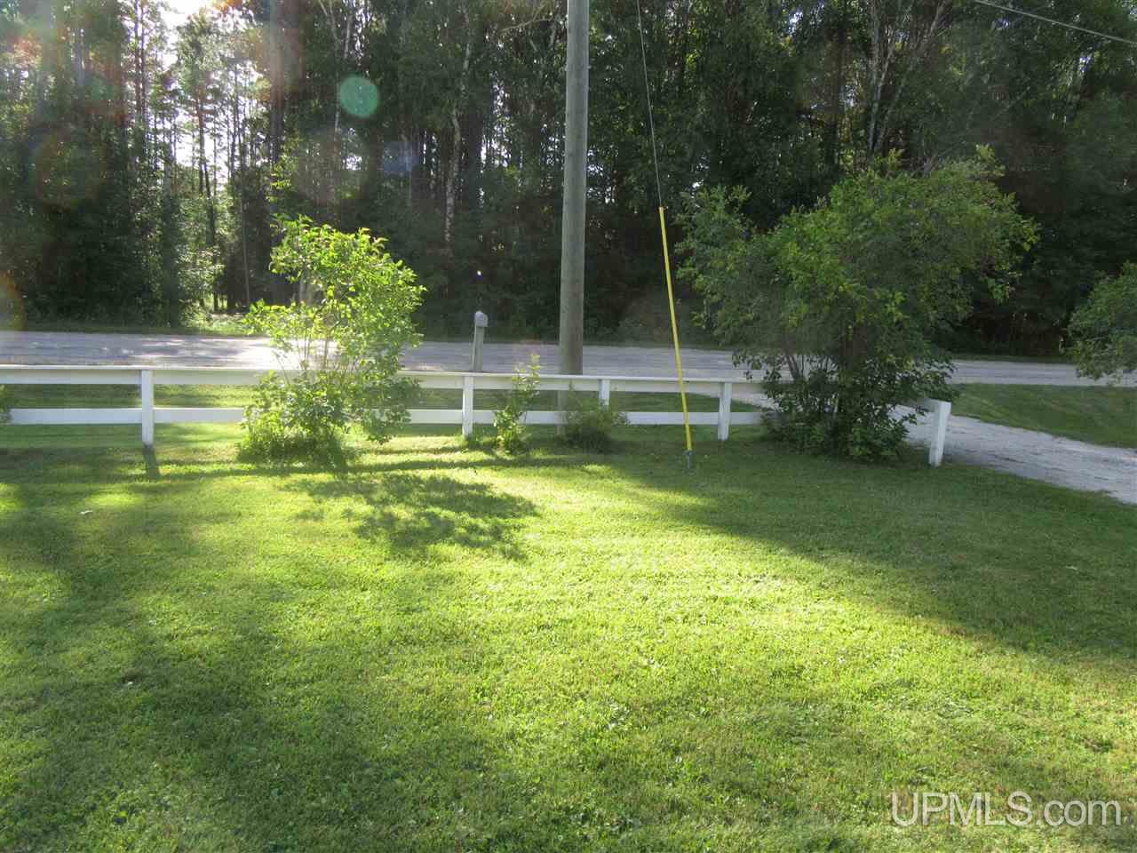 1116 North Co Road Manistique, MI 49854 - Photo 25 of 29