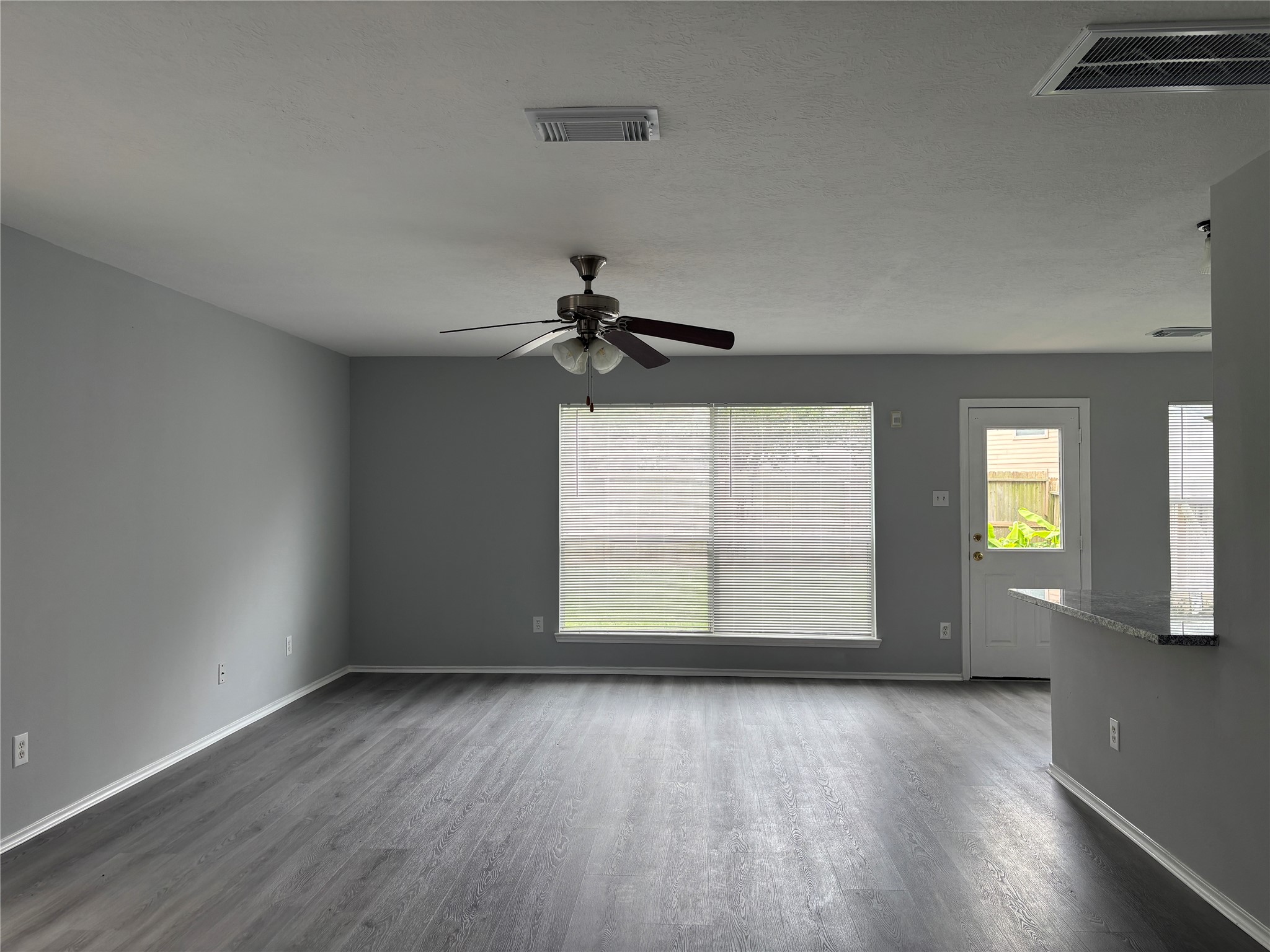 13642 Rural Oak Street Houston, TX 77034 - Photo 17 of 38
