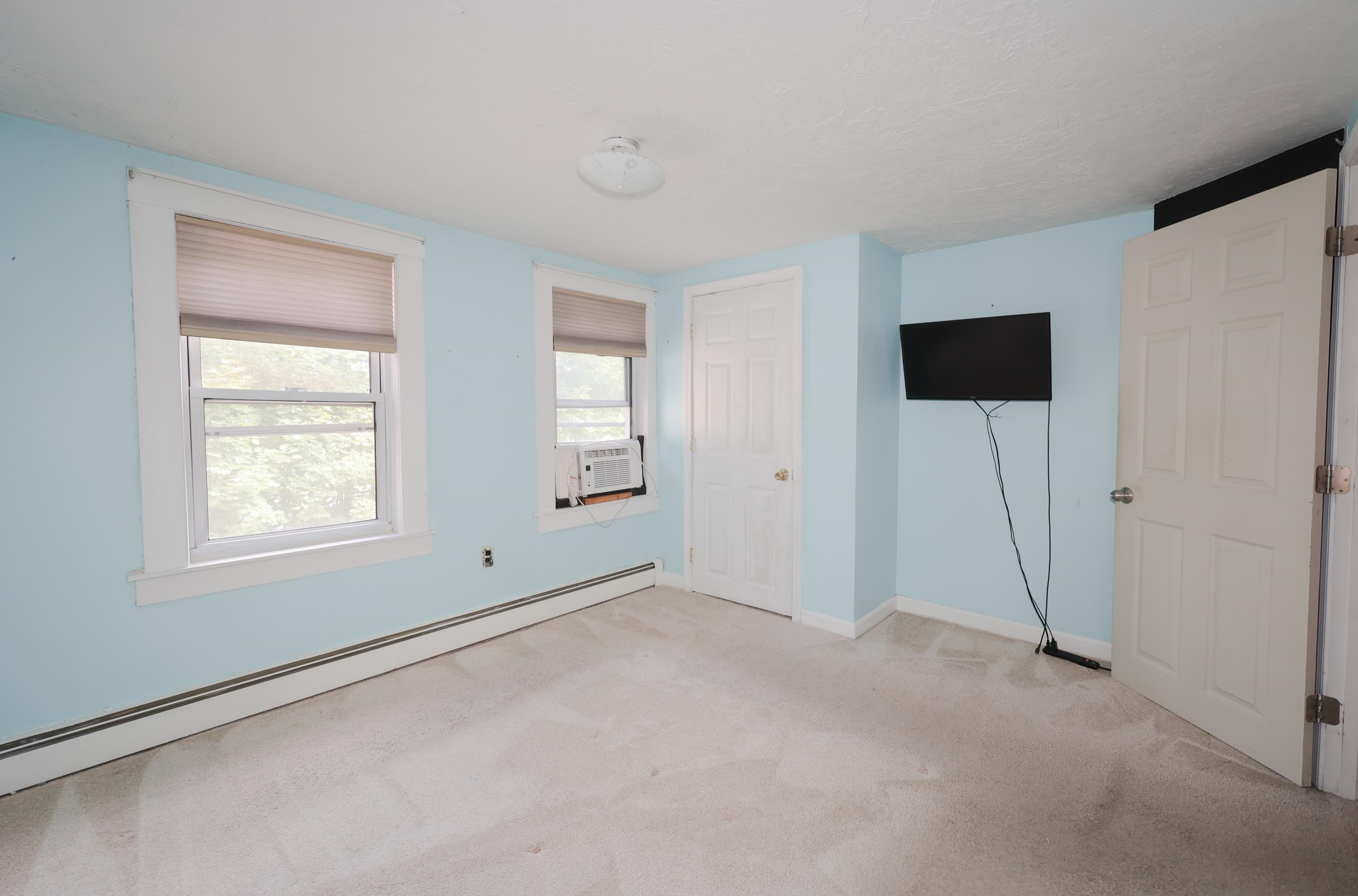 21 Main Street Pelham, NH 03076 - Photo 18 of 34 Gallery Image 18