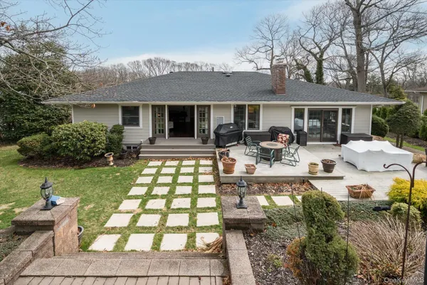 $1,489,000 | 60 Ridge Drive, Plainview, NY 11803
