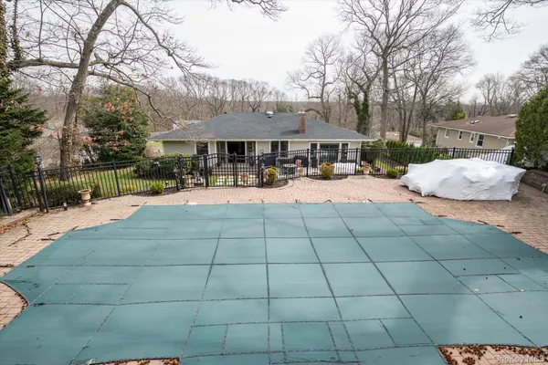 a picture of a floor plan