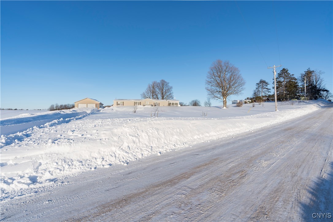 927 Cronk Road Pinckney, NY 13626 - Photo 4 of 44