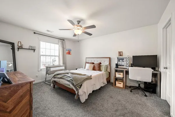 $214,000 | 204 East Wind Lane, Lawrenceburg, IN 47025