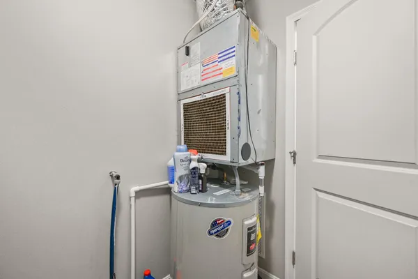 $214,000 | 204 East Wind Lane, Lawrenceburg, IN 47025