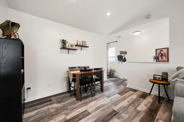 $214,000 | 204 East Wind Lane, Lawrenceburg, IN 47025