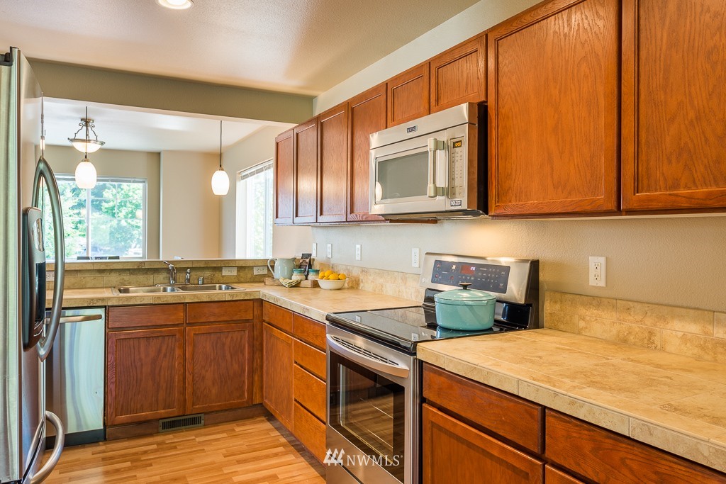 1229 Bruskrud Road Everett, WA 98208 - Photo 8 of 18