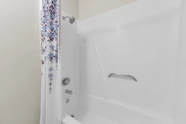 $1,450 | 1100 Augusta Drive, Unit 64, Houston, TX 77057