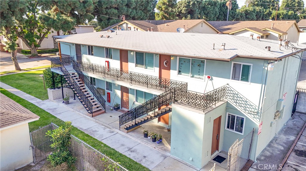 7336 Pickering Avenue Whittier, CA 90602 - Photo 3 of 3 a view of a house with backyard and deck