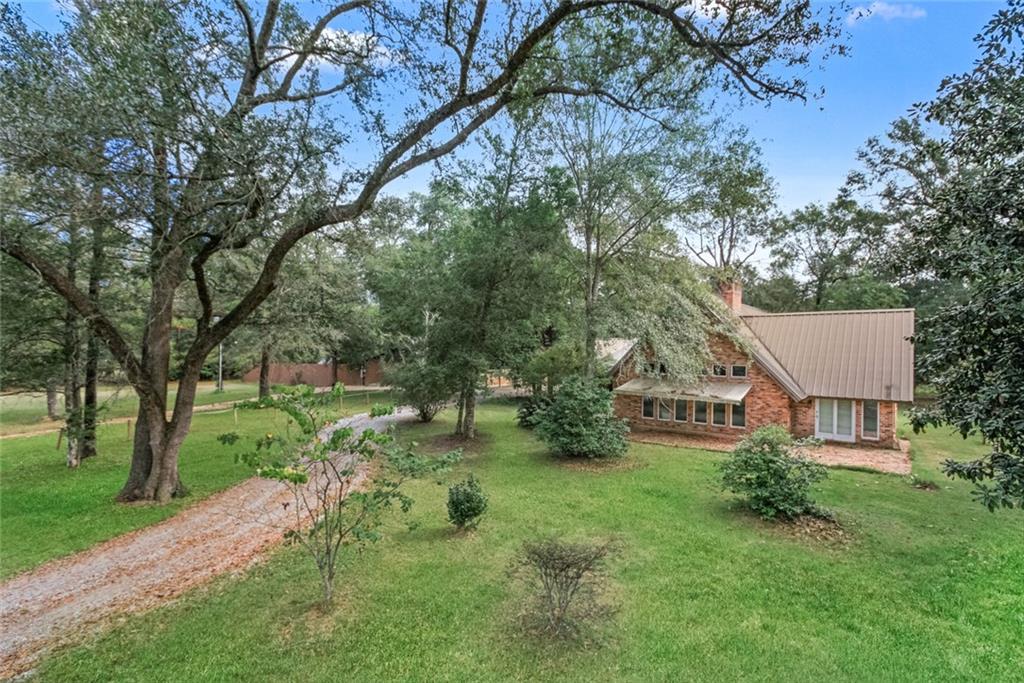 76074 Lazy R Road Covington, LA 70435 - Photo 1 of 30 Gallery Image 1
