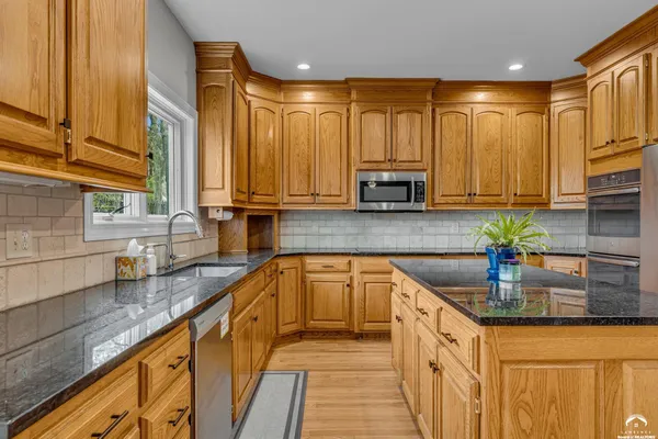 $649,000 | 1124 Dubs Court, Lawrence, KS 66049