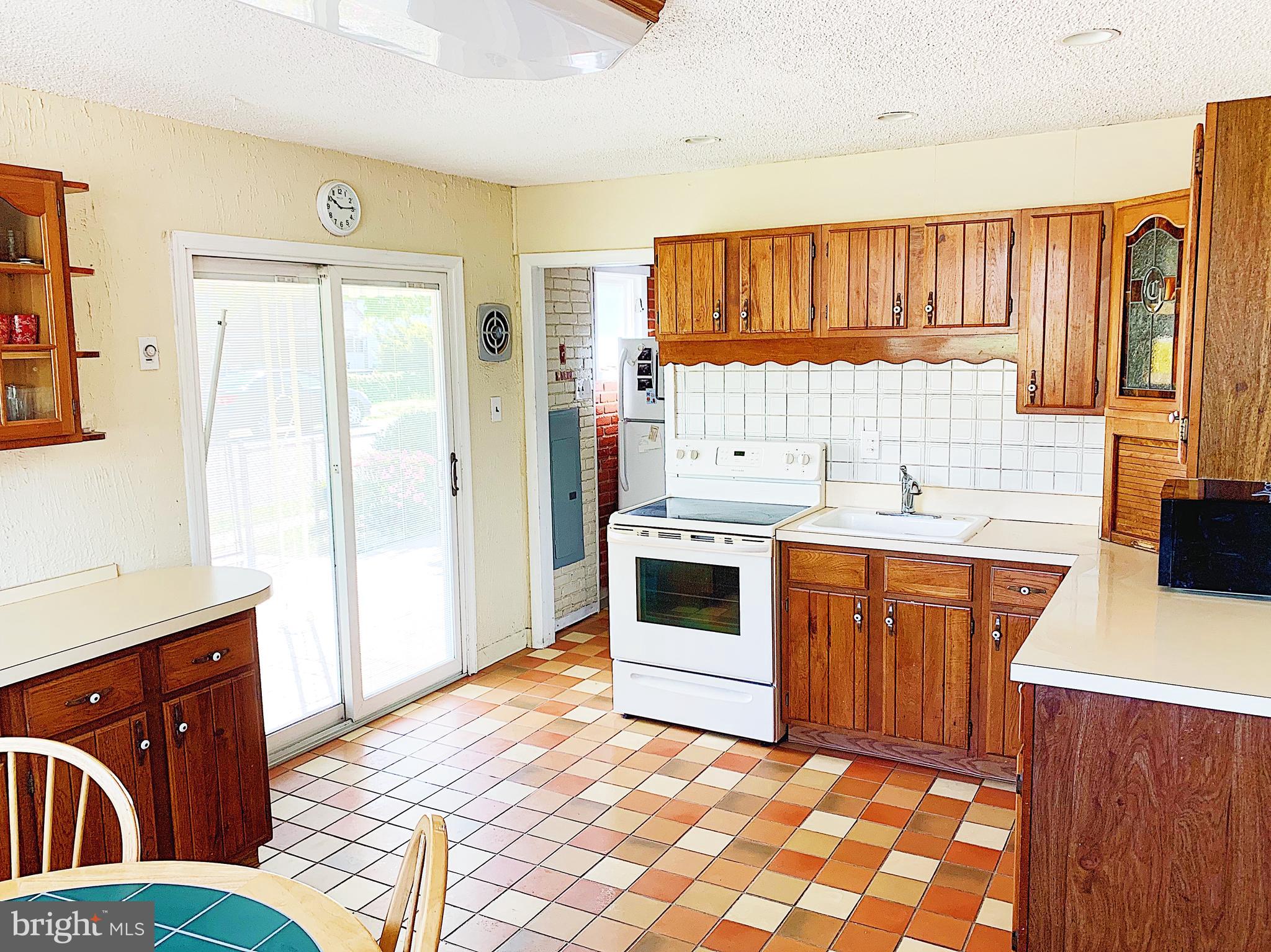 402 West Evesham Road Glendora, NJ 08029 - Photo 7 of 30 Kitchen