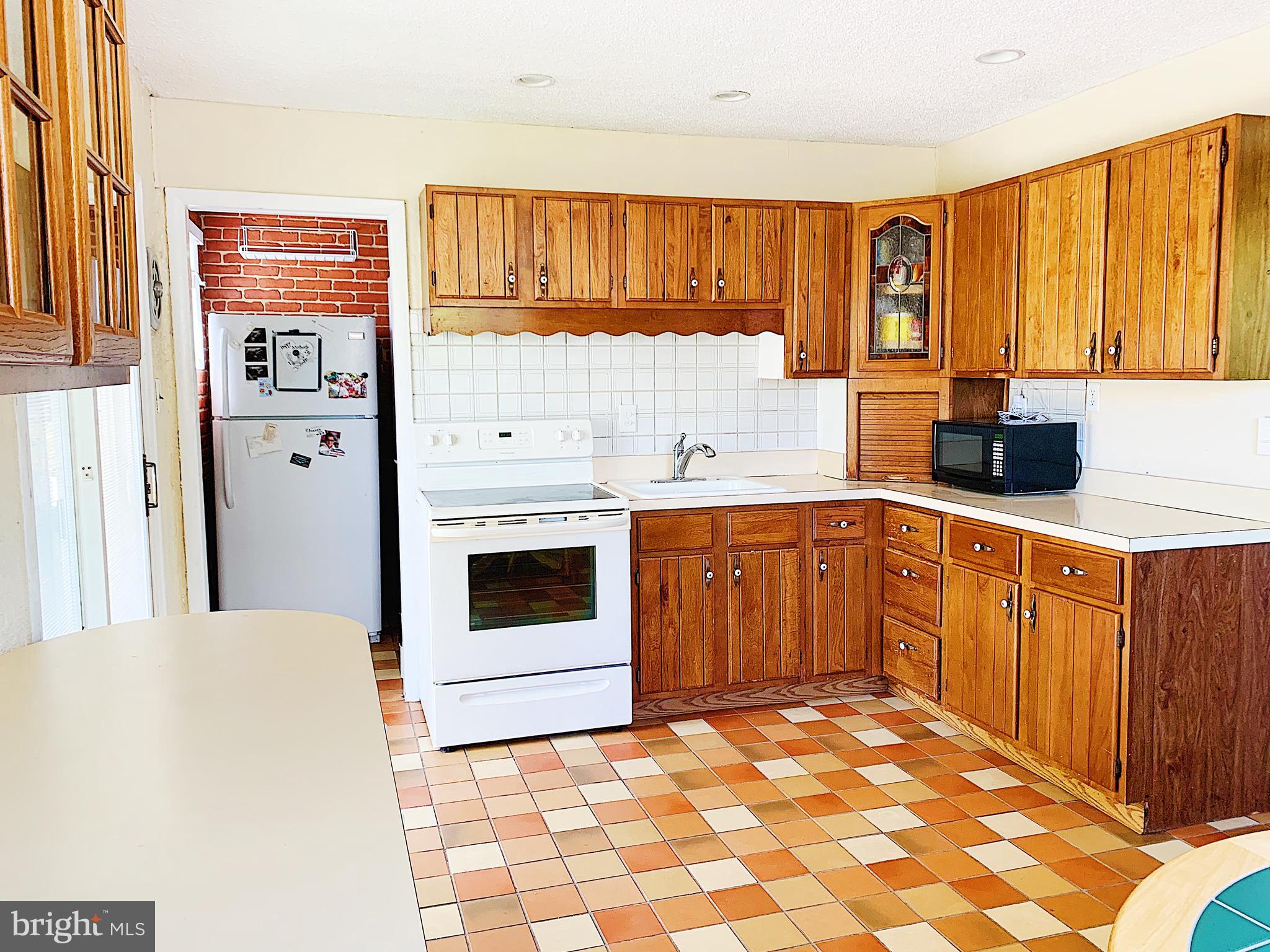 402 West Evesham Road Glendora, NJ 08029 - Photo 8 of 30 Kitchen