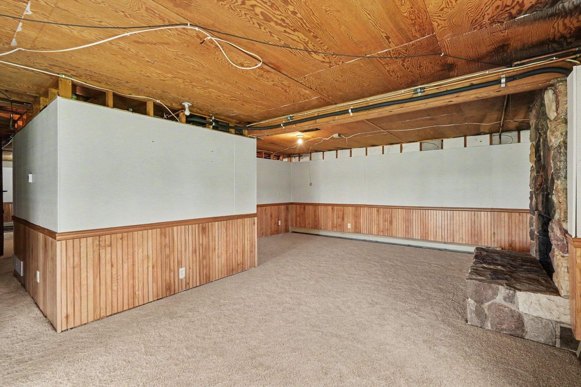 158 County Road East Houlton, WI 54082 - Photo 26 of 35