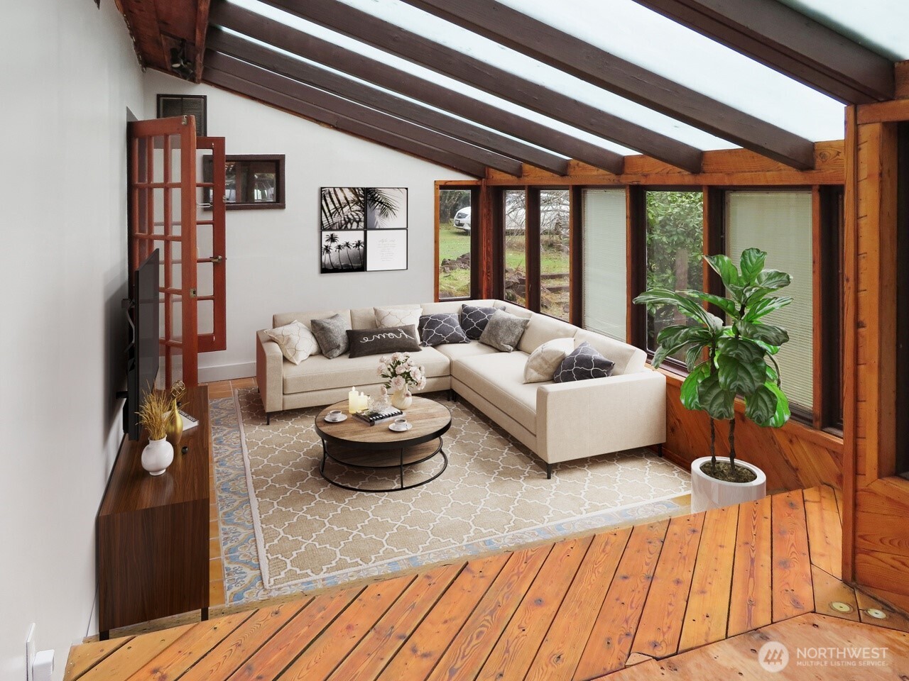 230 East Stavis Road Shelton, WA 98584 - Photo 9 of 35 a living room with furniture and a potted plant