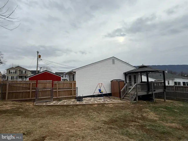 $315,000 | 291 Borum Street, Strasburg, VA 22657