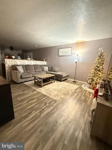 $315,000 | 291 Borum Street, Strasburg, VA 22657