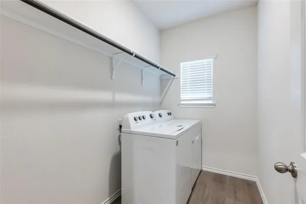 $1,975 | 2008 Bailer Way, Royse City, TX 75189