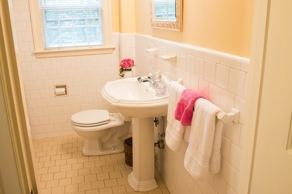 41 Lewis Road Swampscott, MA 01907 - Photo 18 of 28 Gallery Image 18