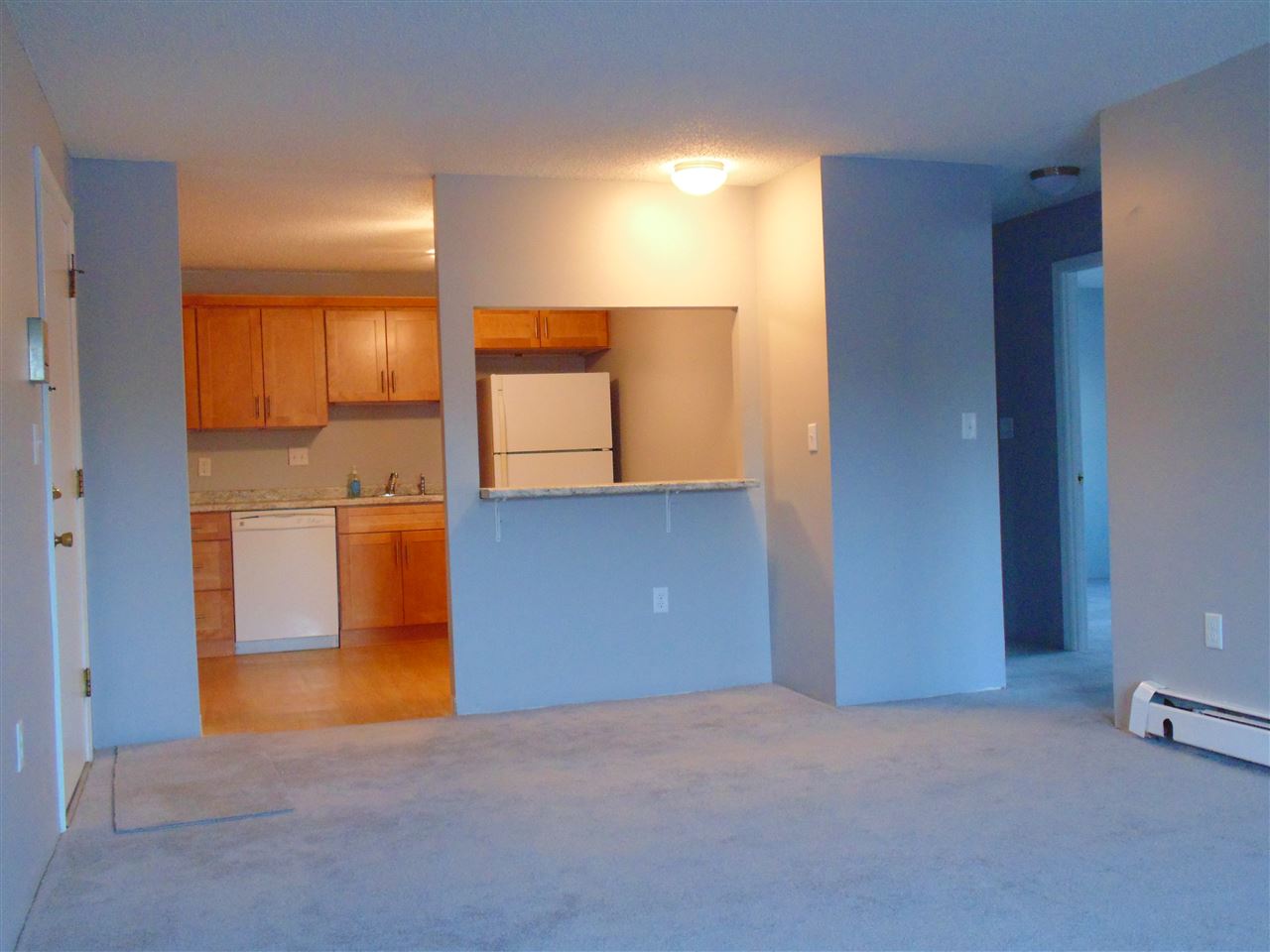 8 Strawberry Bank Road, Unit 2 Nashua, NH 03062 - Photo 1 of 9