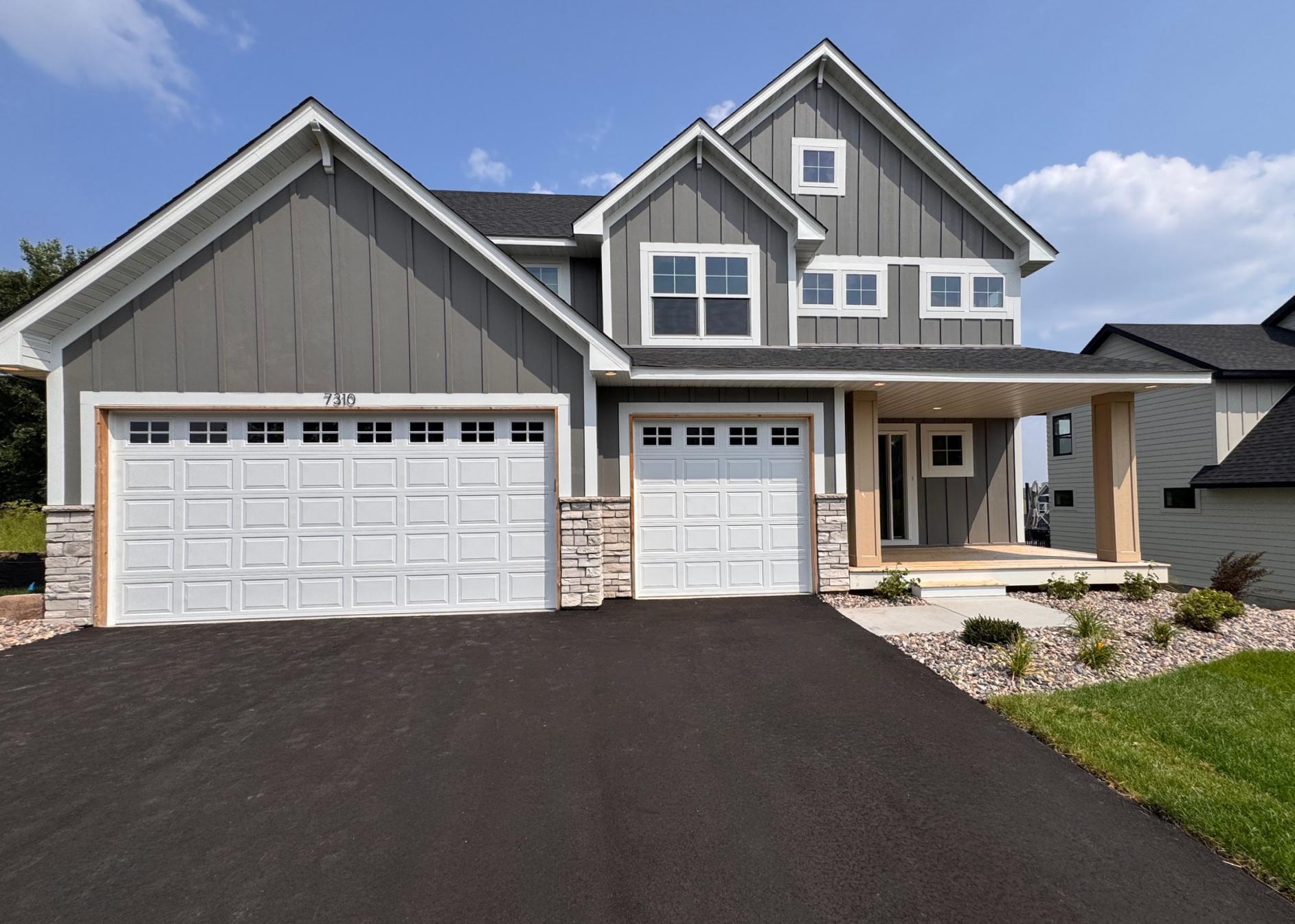 7310 Ambercrest Curve Inver Grove Heights, MN 55077 - Photo 2 of 49