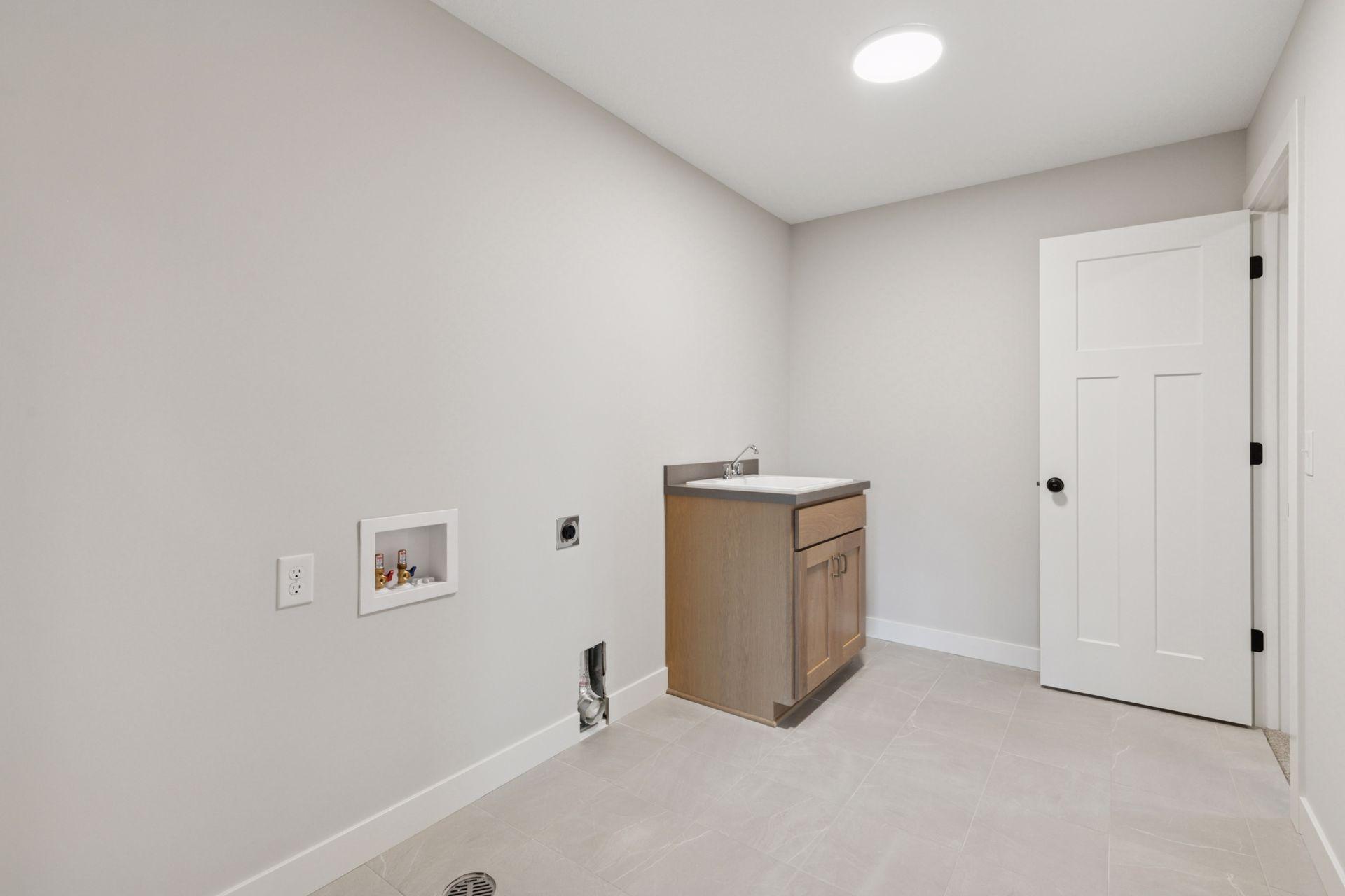 7310 Ambercrest Curve Inver Grove Heights, MN 55077 - Photo 26 of 49