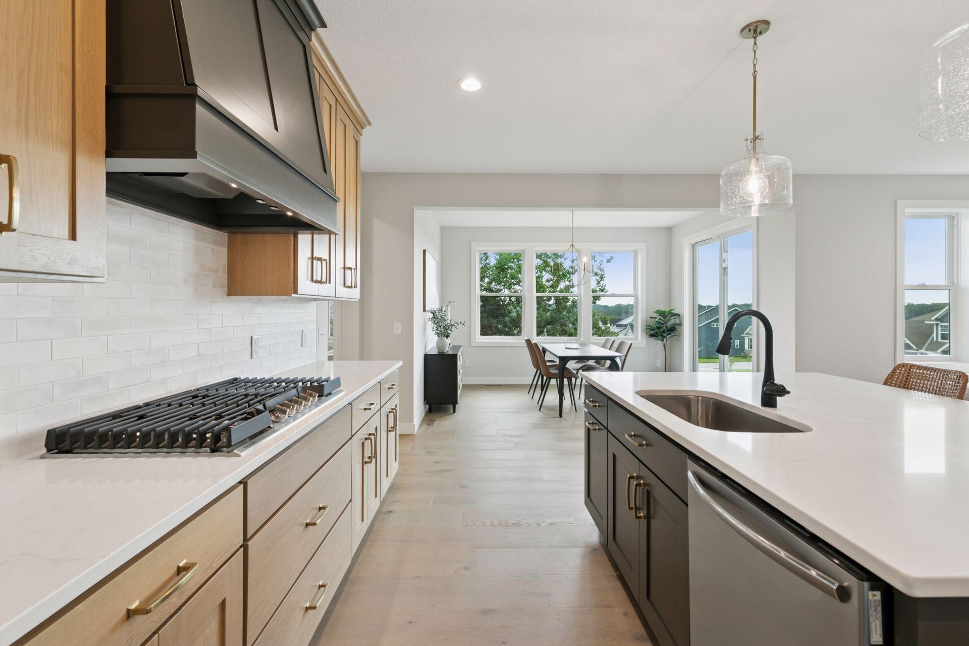 7310 Ambercrest Curve Inver Grove Heights, MN 55077 - Photo 5 of 49