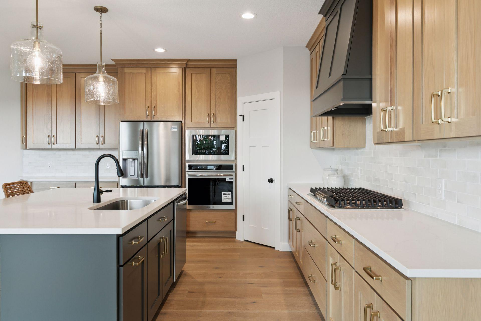 7310 Ambercrest Curve Inver Grove Heights, MN 55077 - Photo 8 of 49