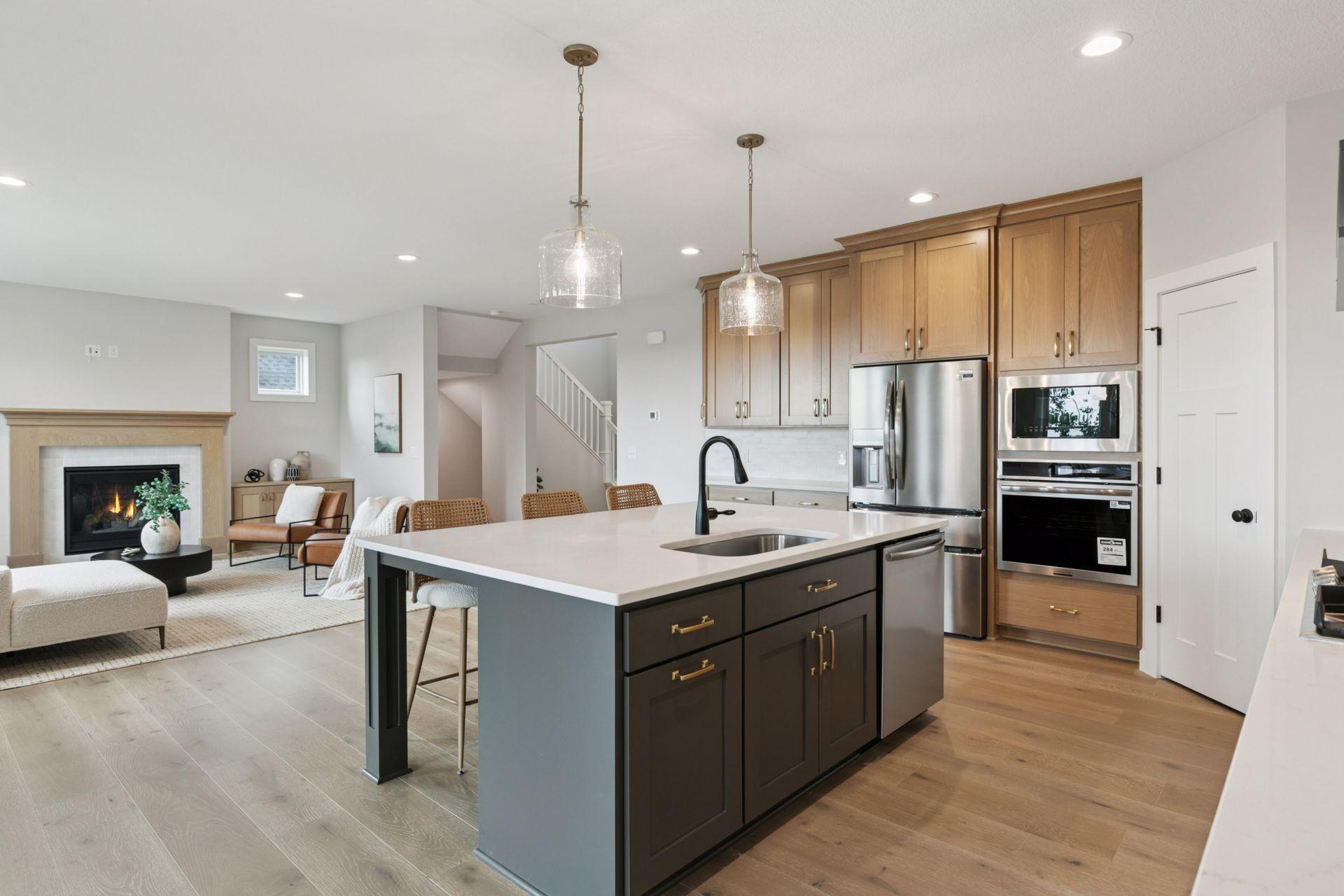 7310 Ambercrest Curve Inver Grove Heights, MN 55077 - Photo 9 of 49