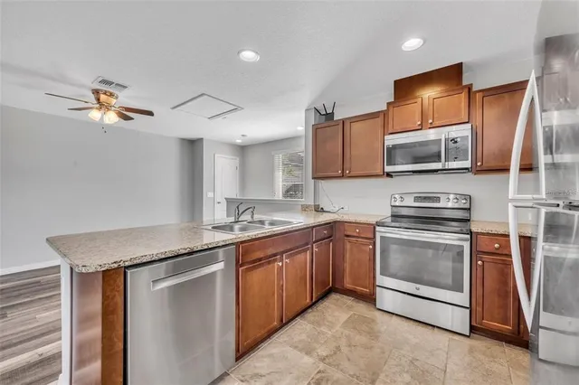 $1,800 | 8677 Martinson Street, Orlando, FL 32827