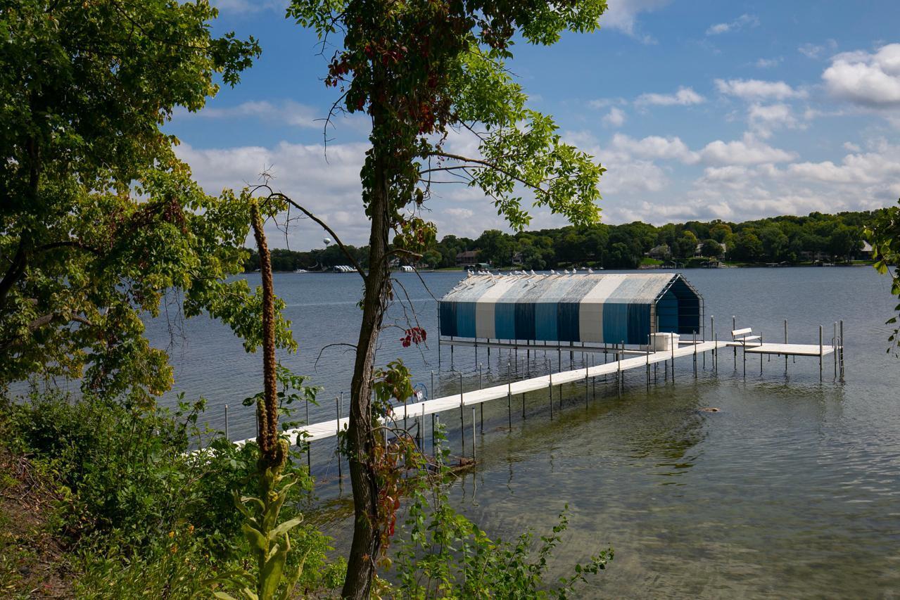 4595 Enchanted Point Shorewood, MN 55364 - Photo 18 of 46