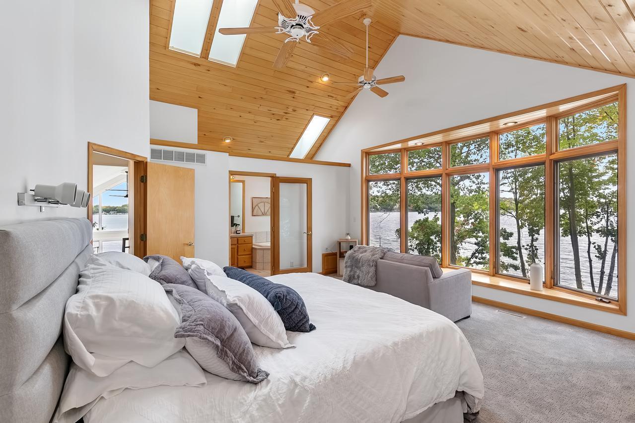 4595 Enchanted Point Shorewood, MN 55364 - Photo 35 of 46