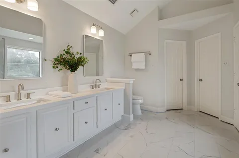 $579,500 | 4515 Copperfield Drive, Grapevine, TX 76051
