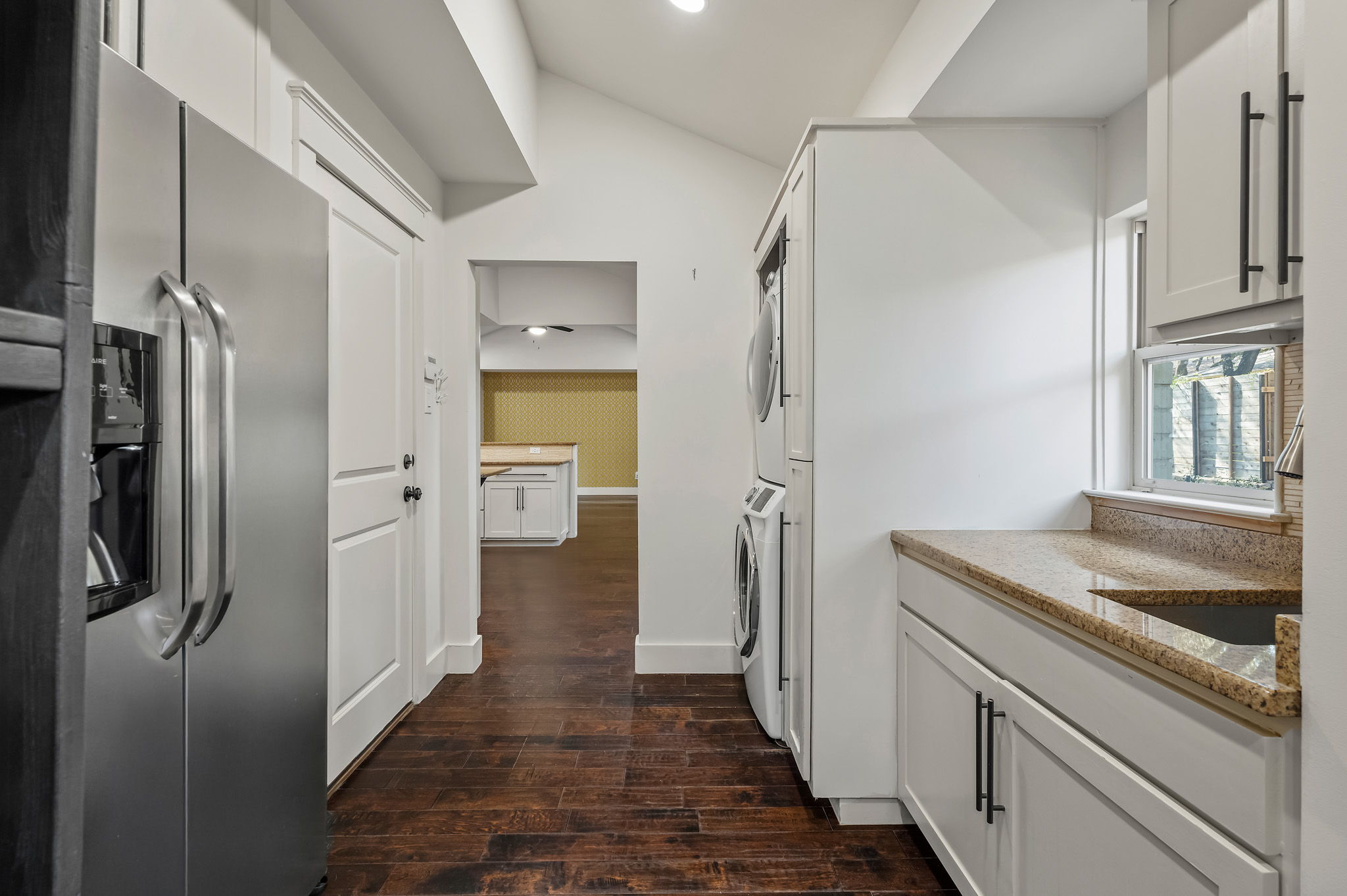 7202 Running Rope Circle Austin, TX 78731 - Photo 26 of 39