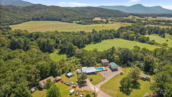 $830,000 | 164 Poteet Road, Chatsworth, GA 30705