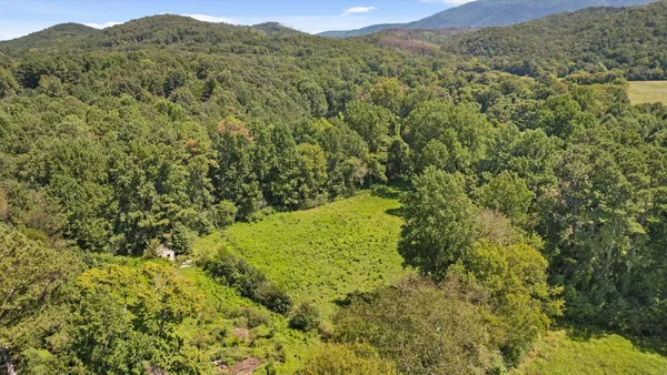 $830,000 | 164 Poteet Road, Chatsworth, GA 30705