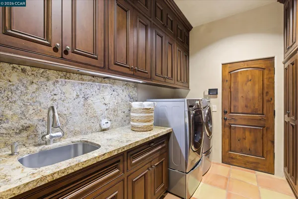 $3,695,000 | 80 Rheem Boulevard, Orinda, CA 94563