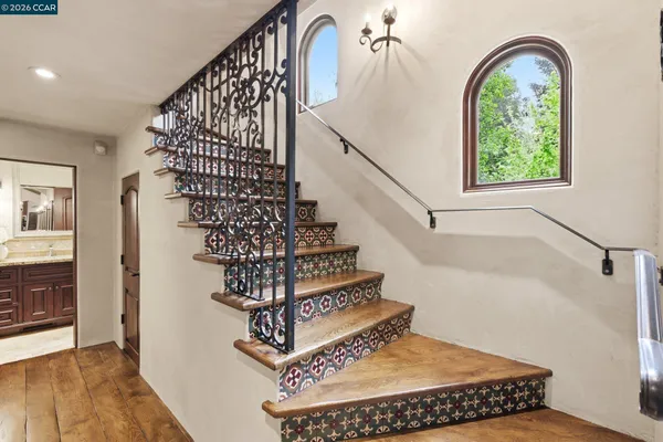 $3,695,000 | 80 Rheem Boulevard, Orinda, CA 94563