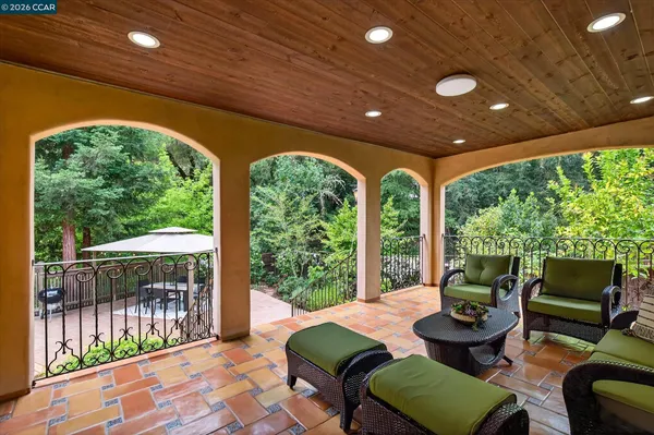 $3,695,000 | 80 Rheem Boulevard, Orinda, CA 94563